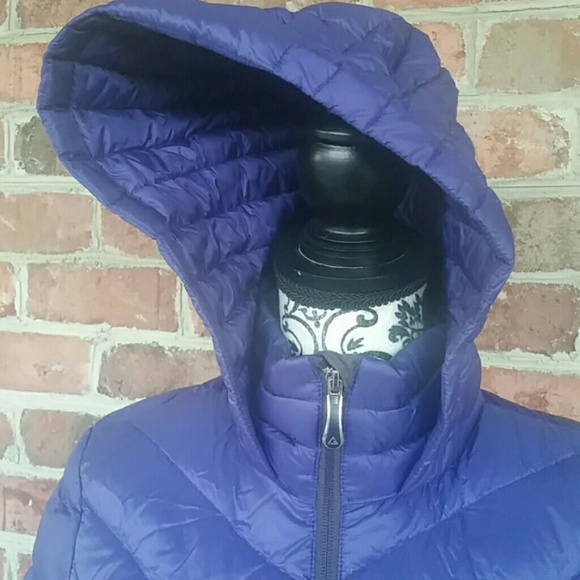 Gerry Packable Jacket - Picture 3 of 5